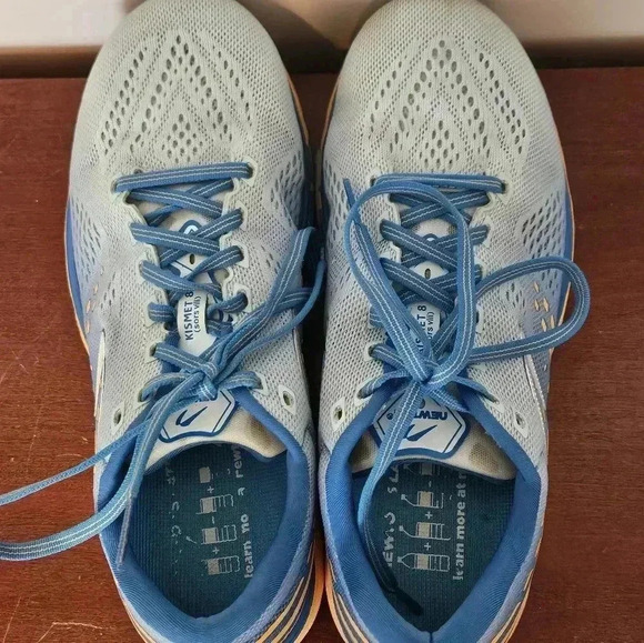 NEWTON Kismet 8 Ladies Running Sneakers | Light Blue, Arctic, Orange | Size 10 - Picture 8 of 11